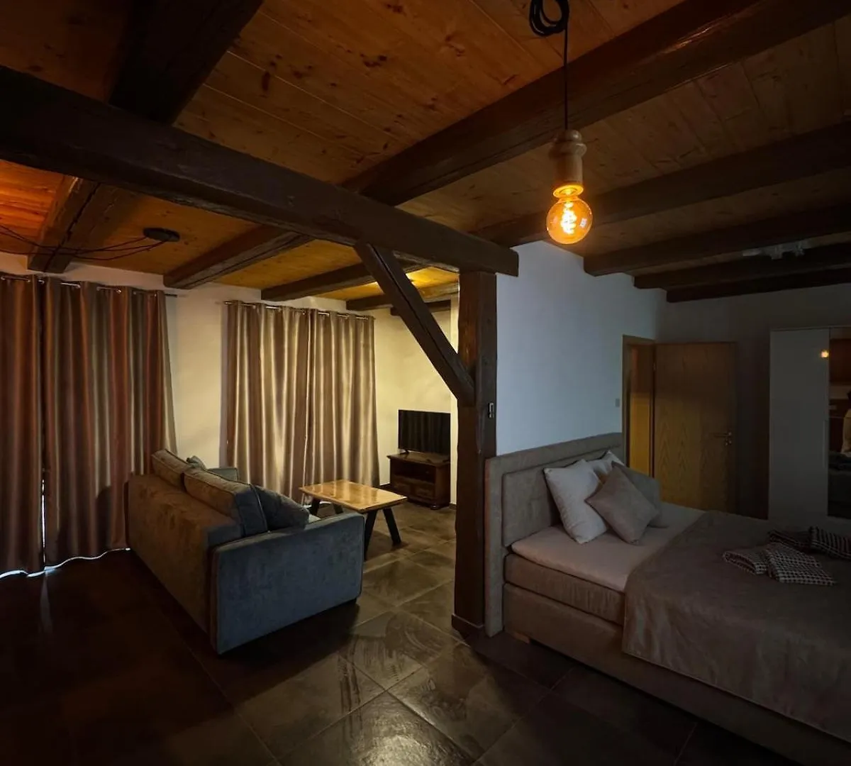 Quiet Apartment In Dresden